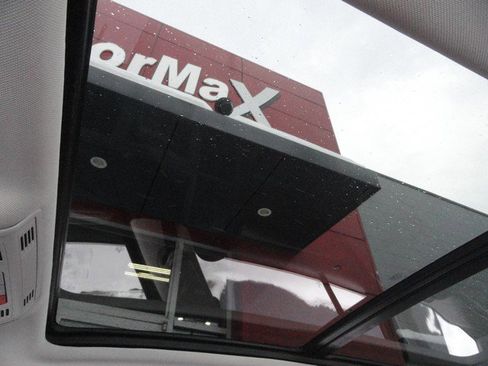 Used 2019 Volkswagen Golf Alltrack SE image 25