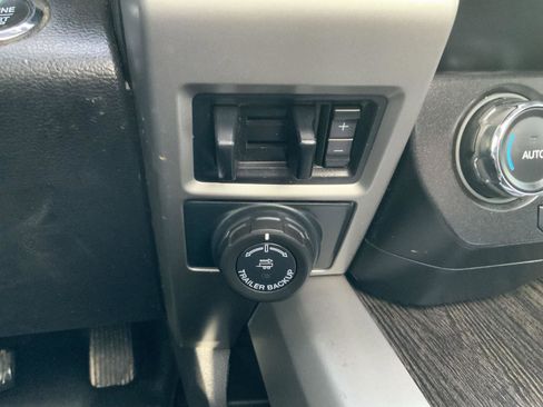 Used 2021 Ford F250 Lariat w/ Lariat Ultimate Package image 40