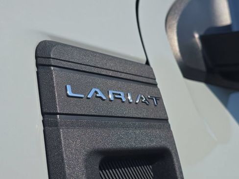 Used 2023 Ford Maverick Lariat w/ Lariat Luxury Package AWD/4WD image 9
