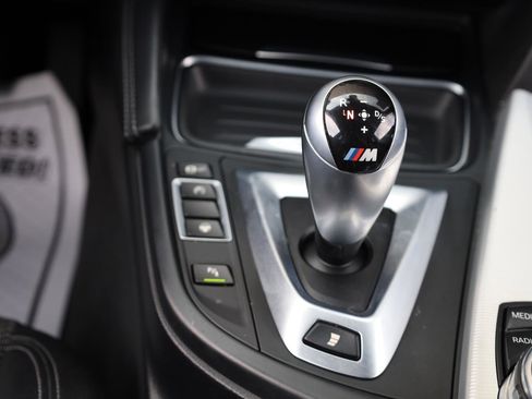 Used 2015 BMW M4 Coupe RWD image 40