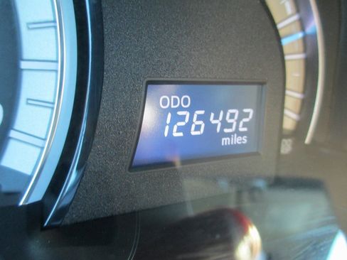 Used 2013 Toyota Camry SE image 19