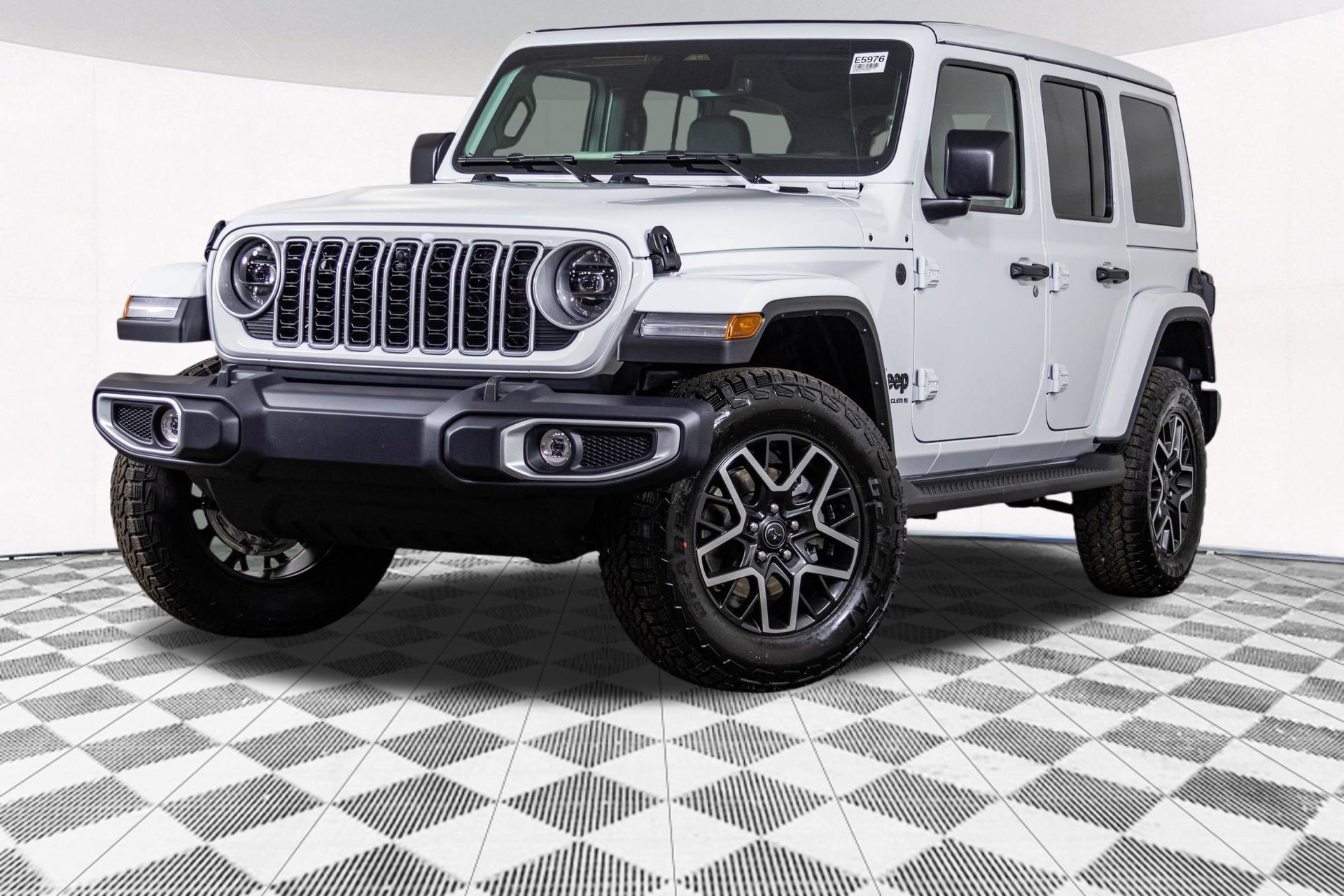 New 2027 Jeep Wrangler Unlimited Sahara AWD/4WD image 2