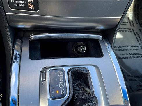 Used 2013 INFINITI G37 Journey w/ Premium Pkg RWD image 15