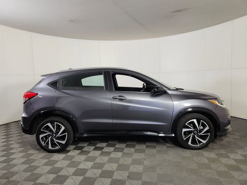 Used 2019 Honda HR-V Sport image 8