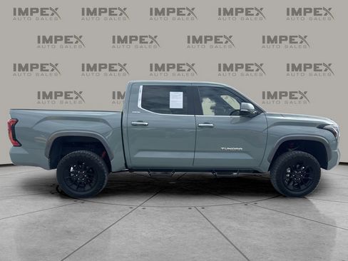 Used 2025 Toyota Tundra Limited AWD/4WD image 3