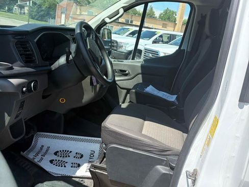 Used 2022 Ford Transit 350 Low Roof AWD image 11