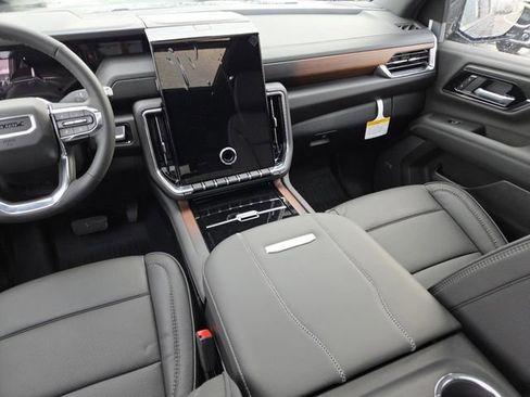 New 2026 GMC Yukon XL Denali w/ Sun & Power Step Package image 37