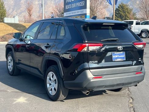 Used 2024 Toyota RAV4 LE image 10