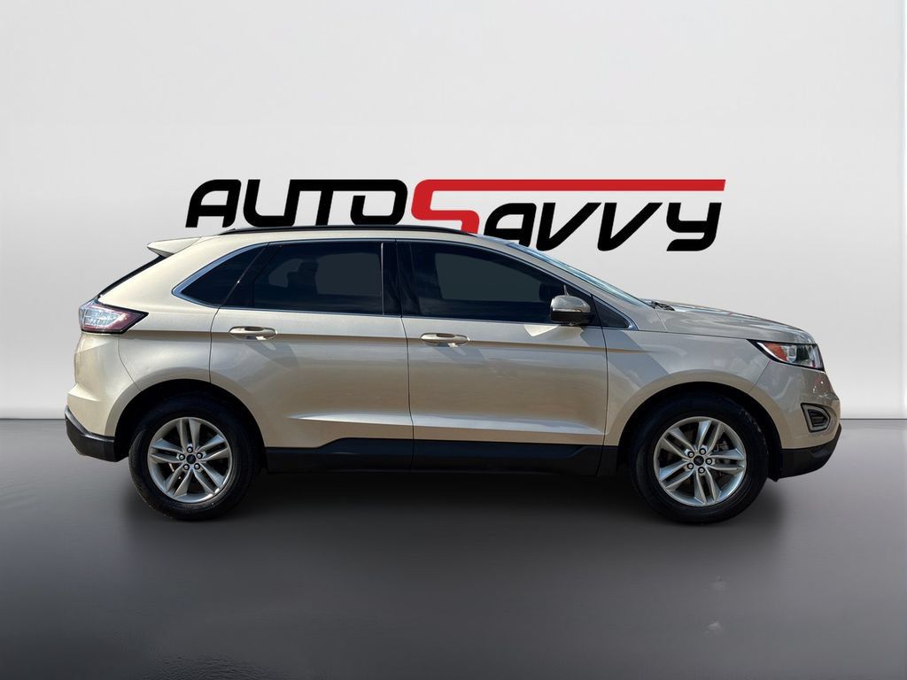 Used 2017 Ford Edge SEL w/ Equipment Group 201A FWD image 4