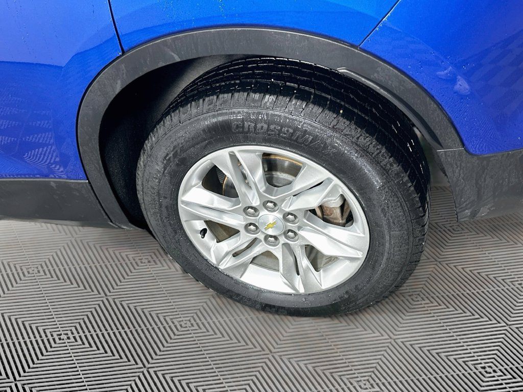 Used 2019 Chevrolet Blazer LT FWD image 39