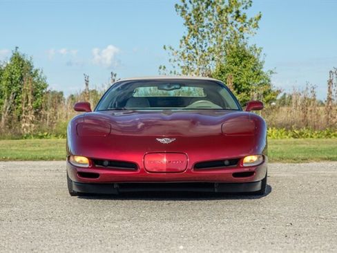 Used 2003 Chevrolet Corvette Convertible w/ Preferred Equipment Group1 image 9