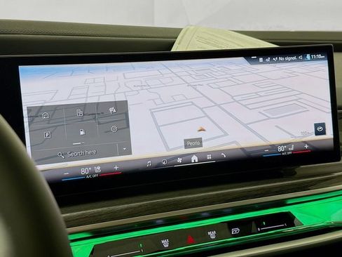 Used 2025 BMW 760i xDrive image 13