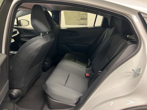 New 2026 Toyota Prius LE image 7