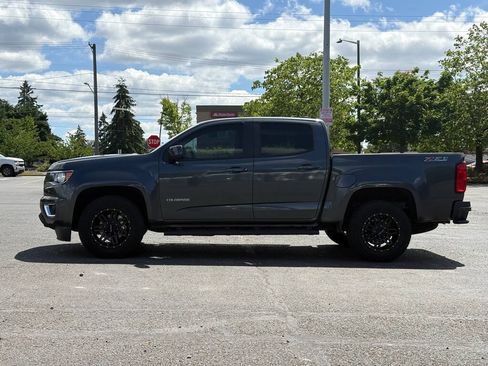 Used 2016 Chevrolet Colorado Z71 AWD/4WD image 2