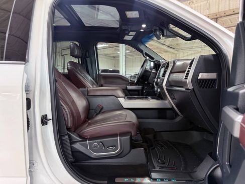 Used 2017 Ford F250 Platinum w/ Platinum Ultimate Package AWD/4WD image 53