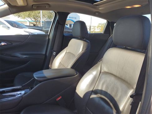 Used 2024 Chevrolet Malibu LT image 14