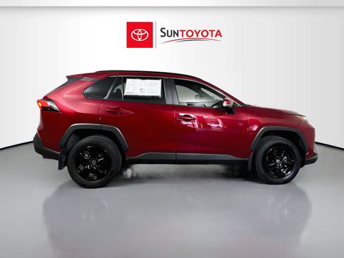 Used 2025 Toyota RAV4 XLE w/ Convenience Package FWD image 2