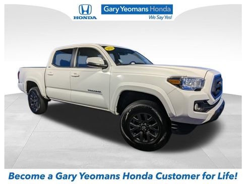 Used 2023 Toyota Tacoma SR5 w/ Technology Package AWD/4WD image 1
