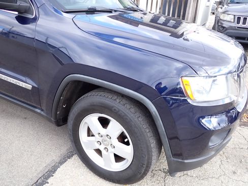 Used 2012 Jeep Grand Cherokee Laredo w/ Laredo E Group image 10