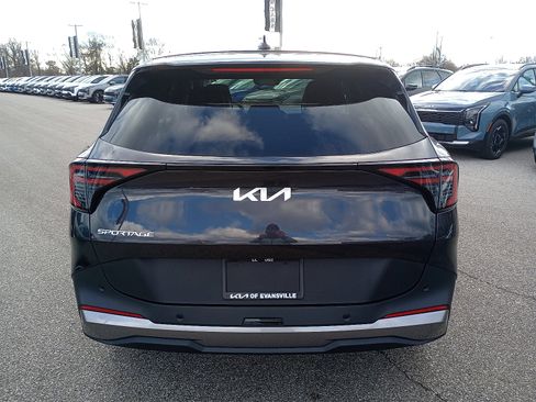 New 2026 Kia Sportage EX image 6