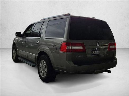 Used 2008 Lincoln Navigator 4WD image 6