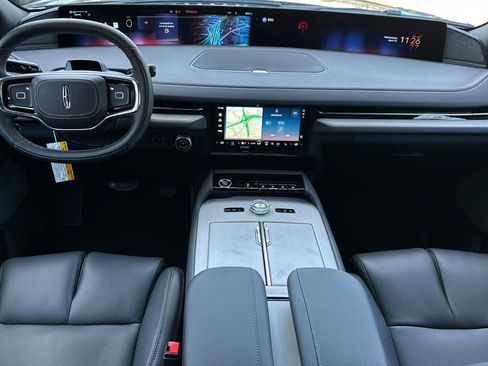 New 2026 Lincoln Navigator Reserve w/ Jet Appearance Package AWD/4WD image 12