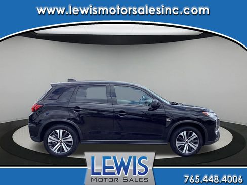 Used 2025 Mitsubishi Outlander Sport ES AWD/4WD image 1