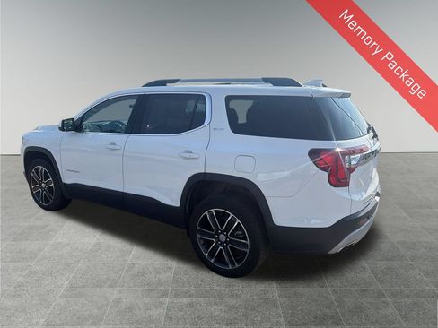 Used 2023 GMC Acadia SLT w/ Preferred Package AWD/4WD image 4