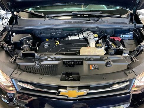 Used 2022 Chevrolet Trax LT w/ LT Convenience Package image 26