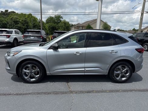 Used 2024 Ford Escape ST-Line FWD image 23