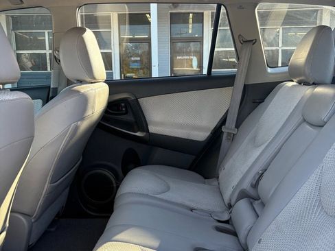 Used 2013 Toyota RAV4 EV image 14