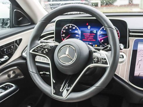 Used 2024 Mercedes-Benz E 450 4MATIC Sedan image 14