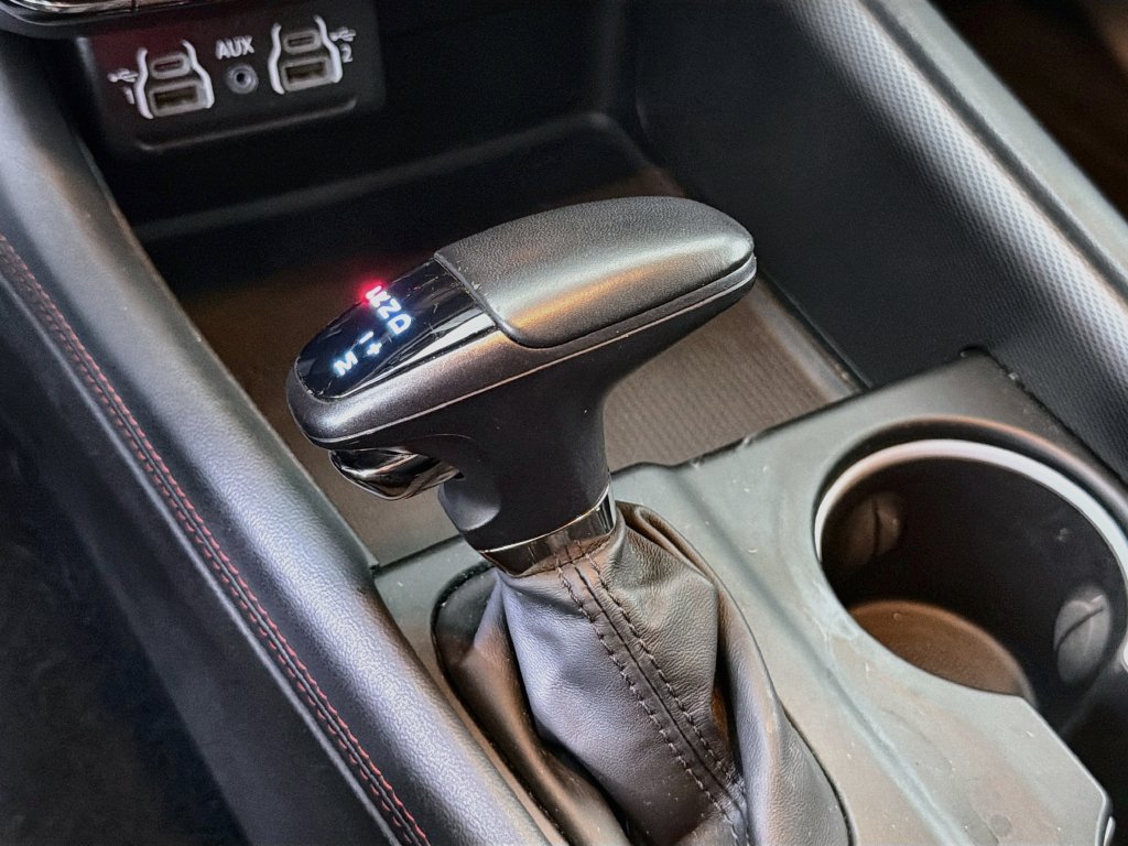 Used 2025 Dodge Durango GT RWD image 21