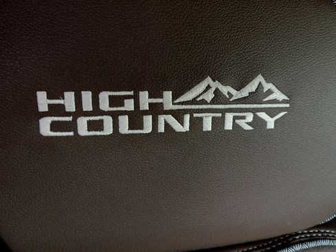 Used 2023 Chevrolet Tahoe High Country image 24