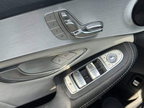 Used 2018 Mercedes-Benz C 300 Sedan image 14