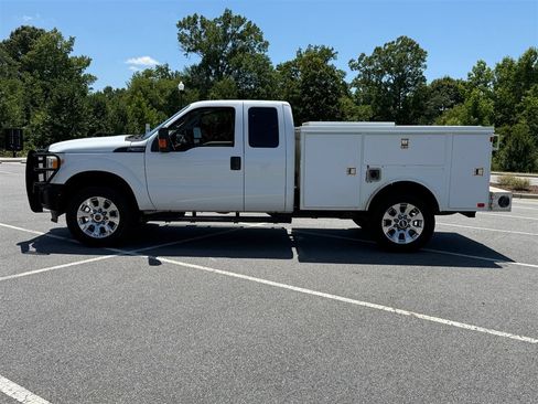 Used 2016 Ford F350 XL AWD/4WD image 2