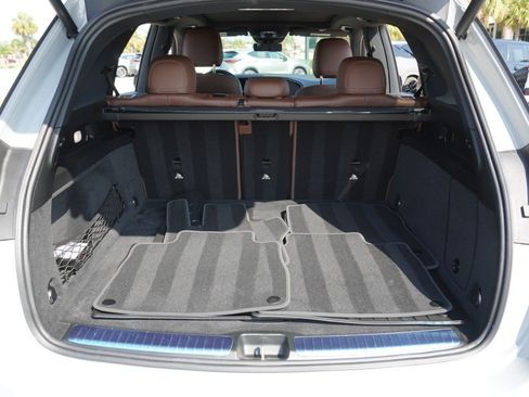 Used 2025 Mercedes-Benz GLE 450 4MATIC image 37