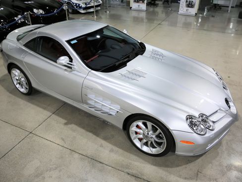 Used 2006 Mercedes-Benz SLR image 30