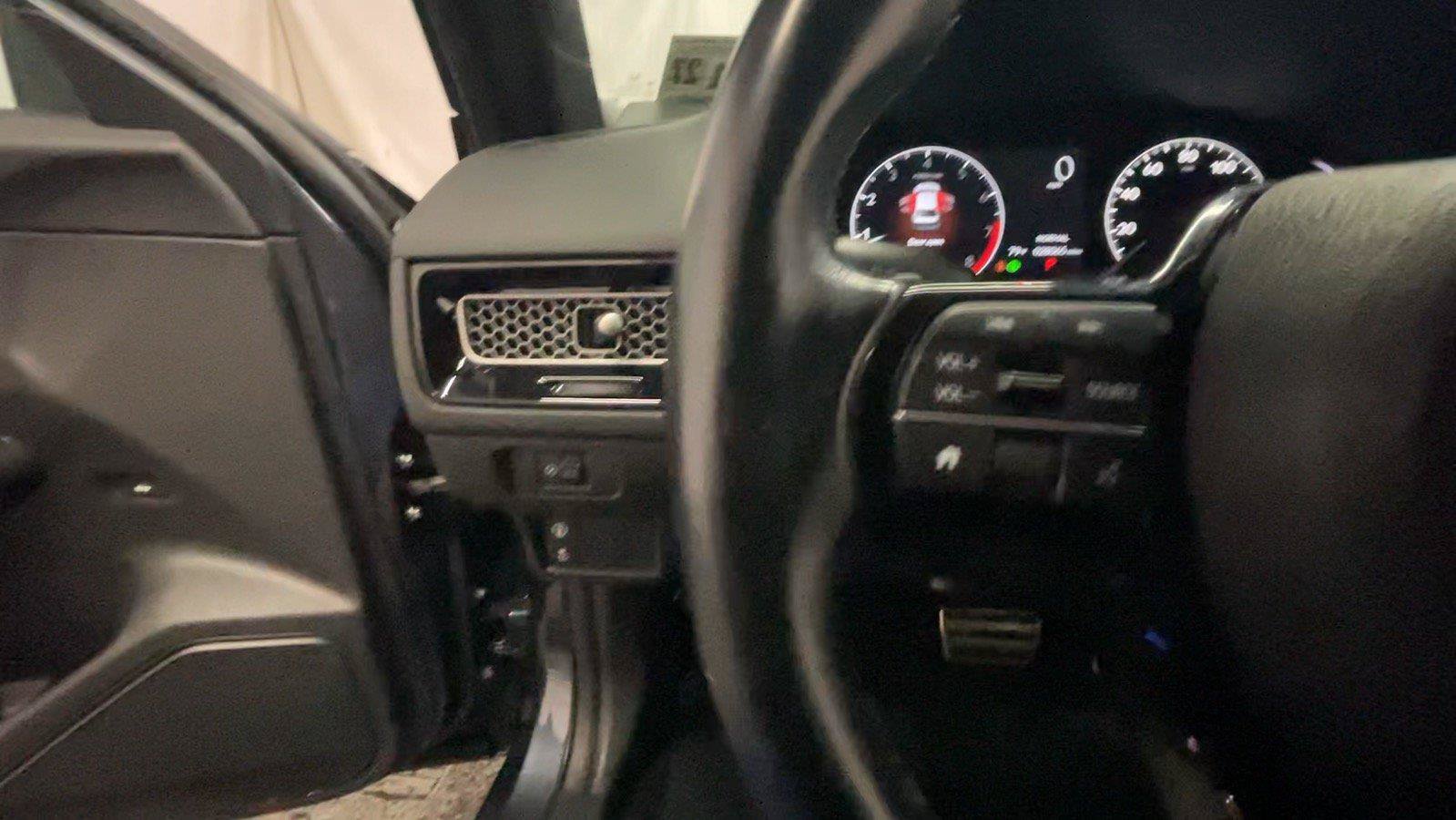 Used 2023 Honda Civic Sport image 36