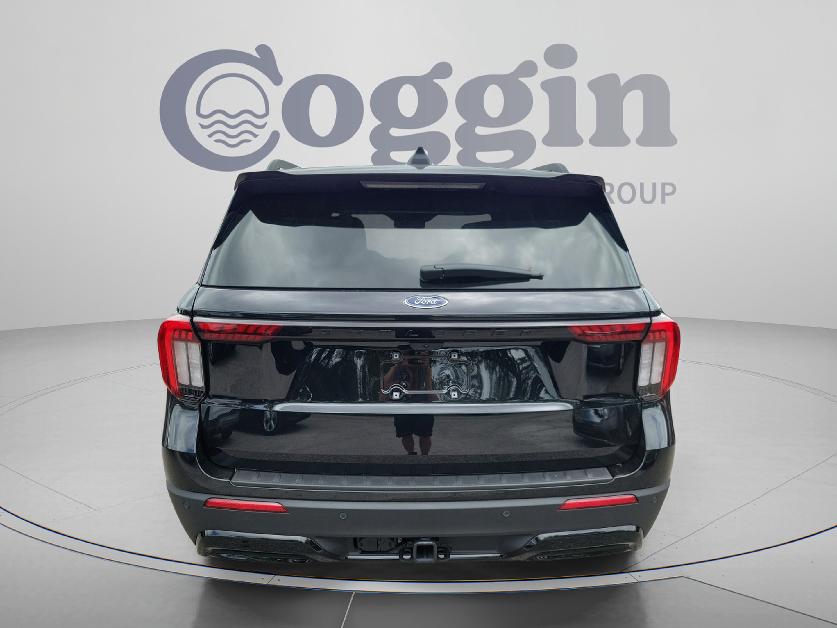 New 2026 Ford Explorer ST-Line w/ ST-Line Street Pack RWD image 3