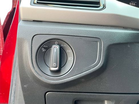 Used 2023 Volkswagen Atlas SEL R-Line image 10