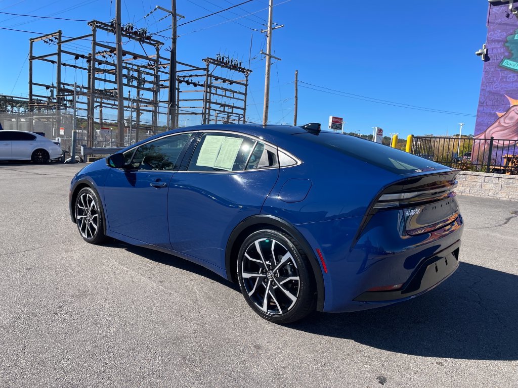 Certified 2024 Toyota Prius Prime FWD image 3