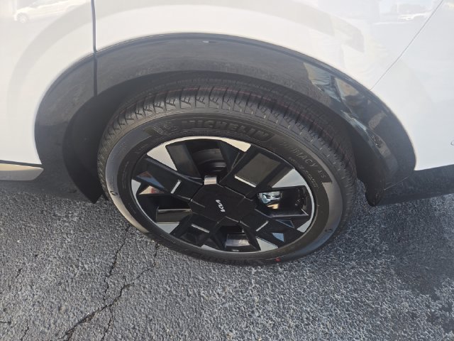 New 2026 Kia Sportage SX FWD image 22