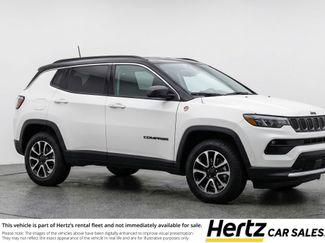 Used 2025 Jeep Compass Trailhawk AWD/4WD video 1