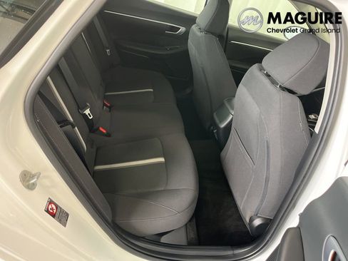 Used 2022 Hyundai Sonata SEL w/ Cargo Package image 21