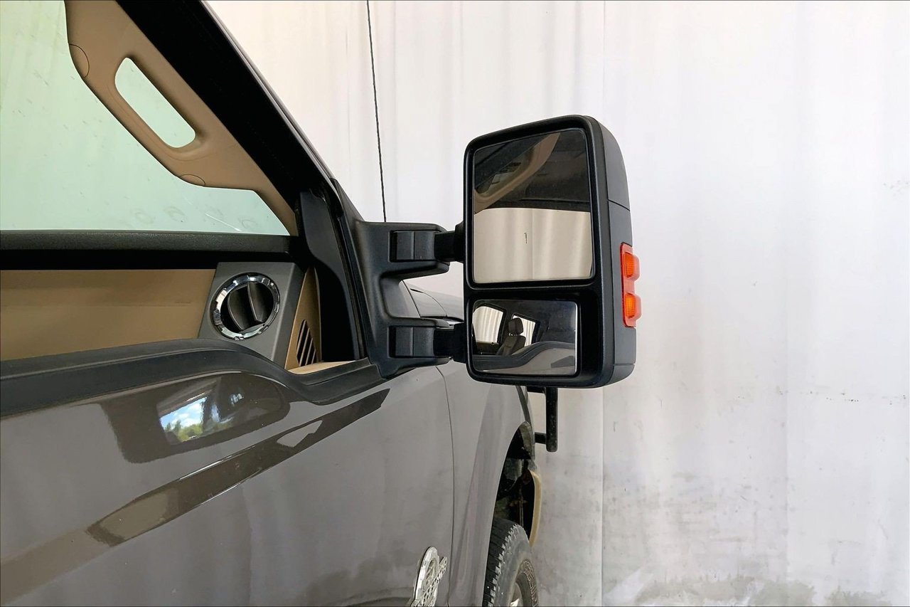 Used 2016 Ford F250 Lariat w/ Lariat Interior Package AWD/4WD image 11