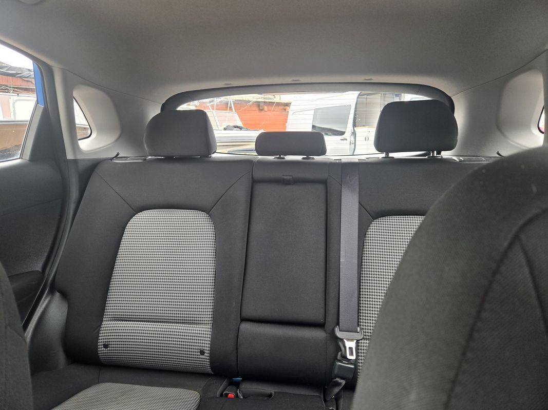 Used 2018 Hyundai Kona SE AWD/4WD image 18