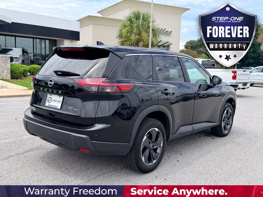 Used 2024 Nissan Rogue SV AWD/4WD image 6