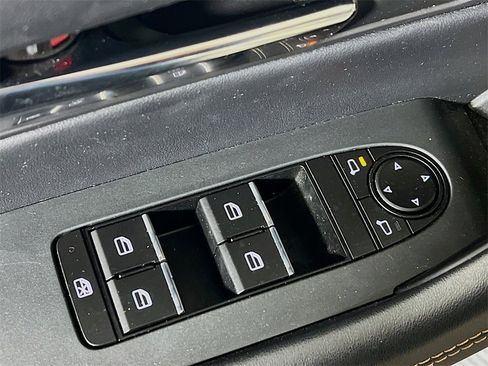 Used 2024 MAZDA CX-90 Plug-In Hybrid w/ Preferred image 16