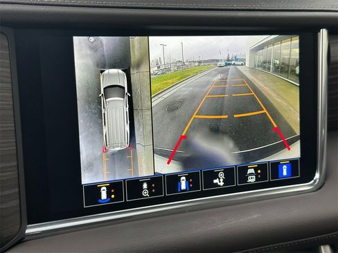 Used 2022 GMC Yukon Denali w/ Max Trailering Package image 28